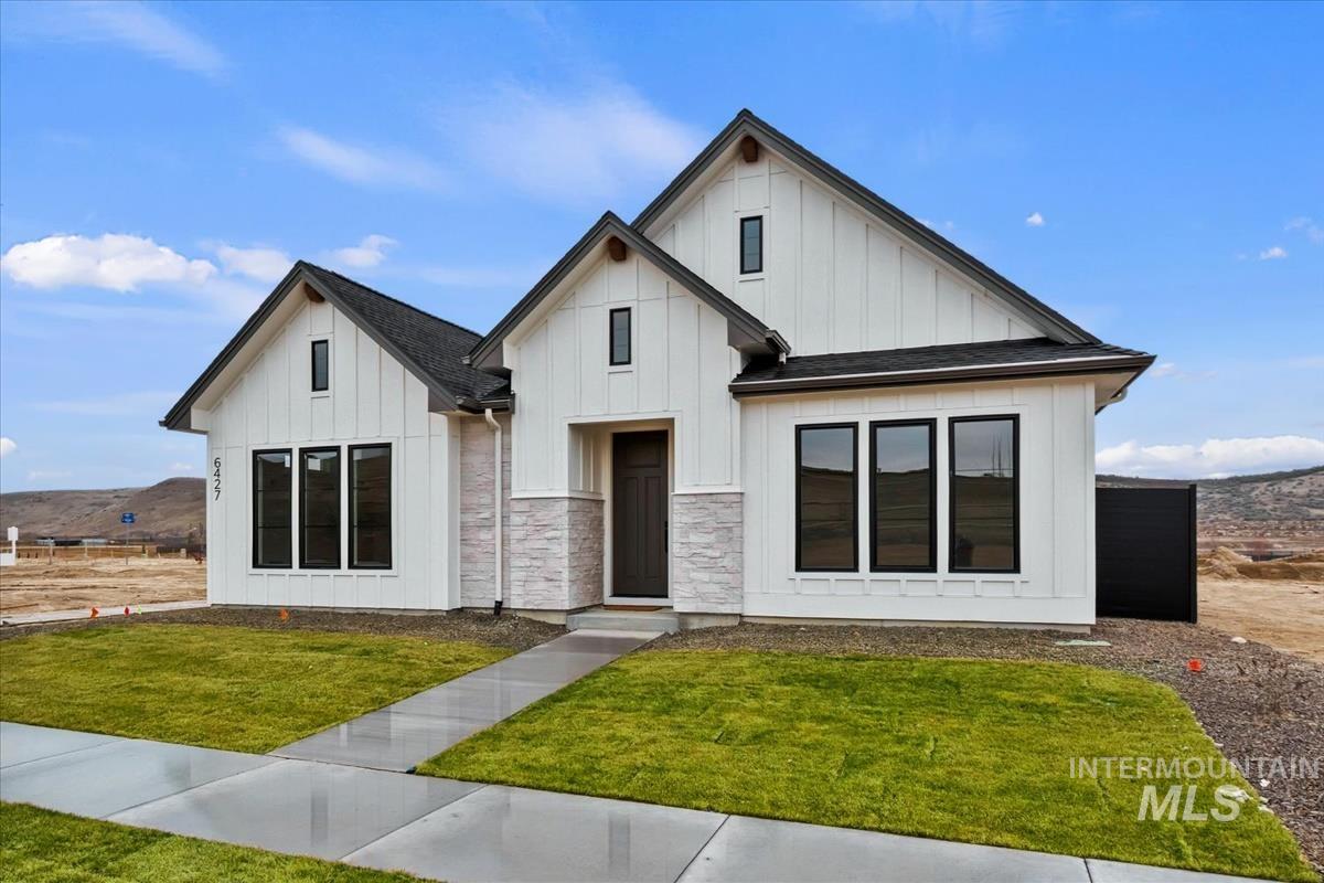 6427 N Barholm Ln, Eagle, Idaho 83616, 4 Bedrooms, 3 Bathrooms, Residential For Sale, Price $649,880, 98973915