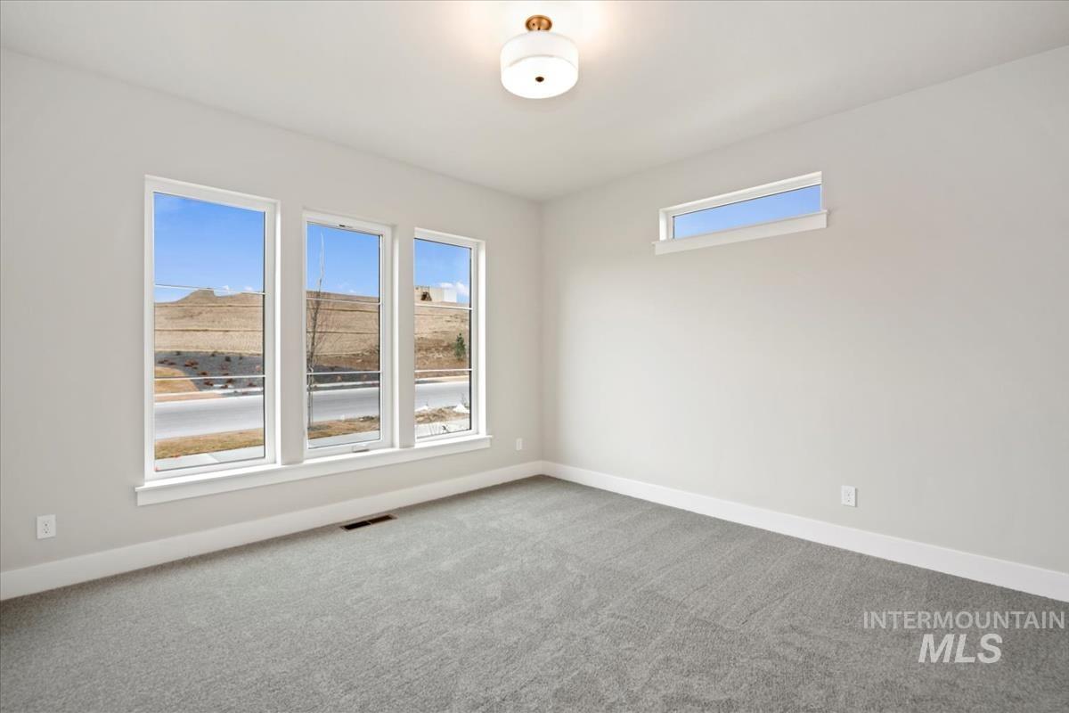 6427 N Barholm Ln, Eagle, Idaho 83616, 4 Bedrooms, 3 Bathrooms, Residential For Sale, Price $649,880, 98973915