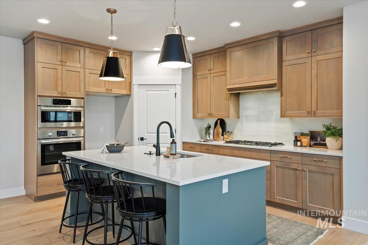 6427 N Barholm Ln, Eagle, Idaho 83616, 4 Bedrooms, 3 Bathrooms, Residential For Sale, Price $649,880, 98973915