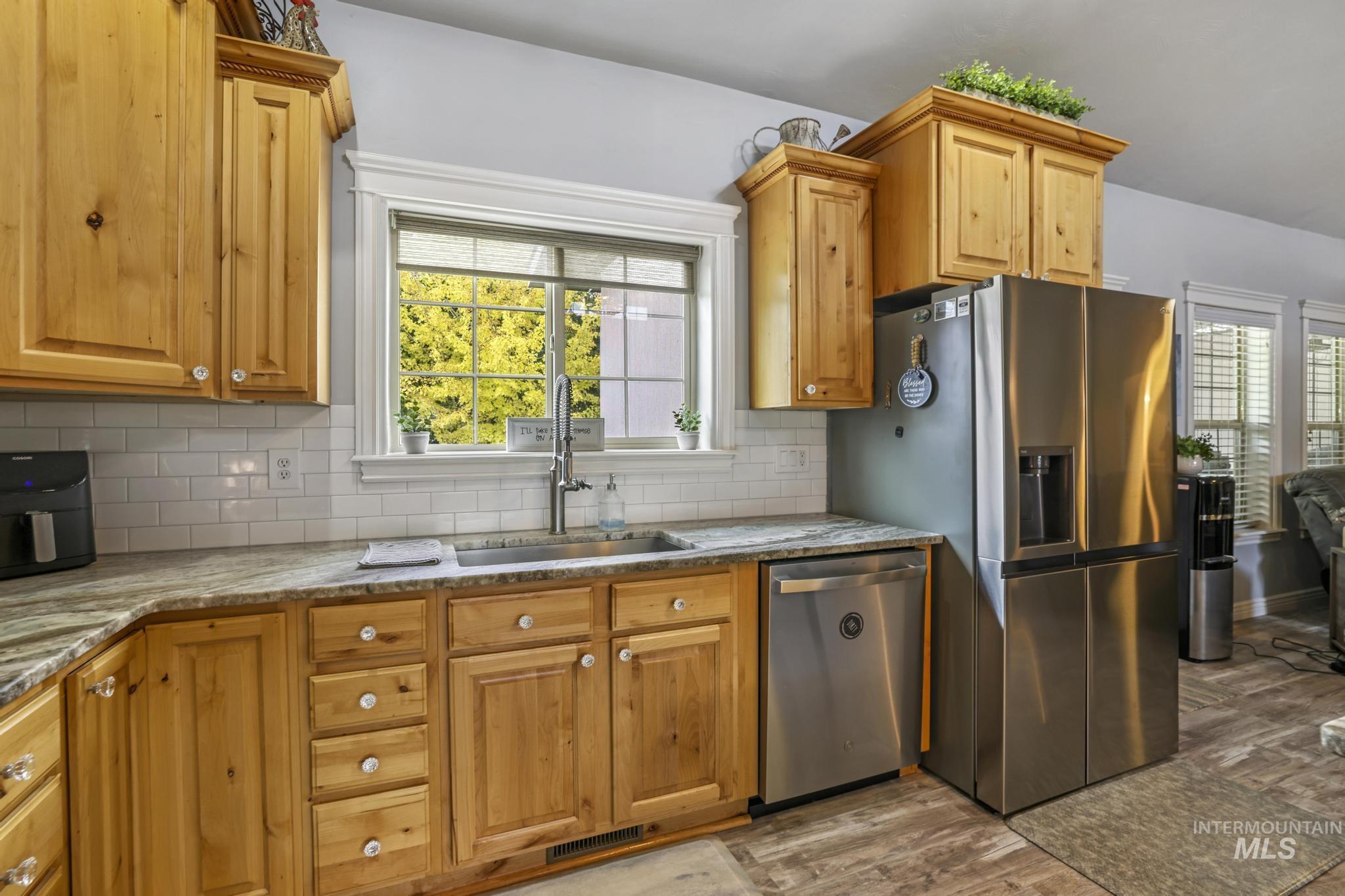 1601 N McKinley, Jerome, Idaho 83338, 4 Bedrooms, 2.5 Bathrooms, Residential For Sale, Price $479,900,MLS 98973917