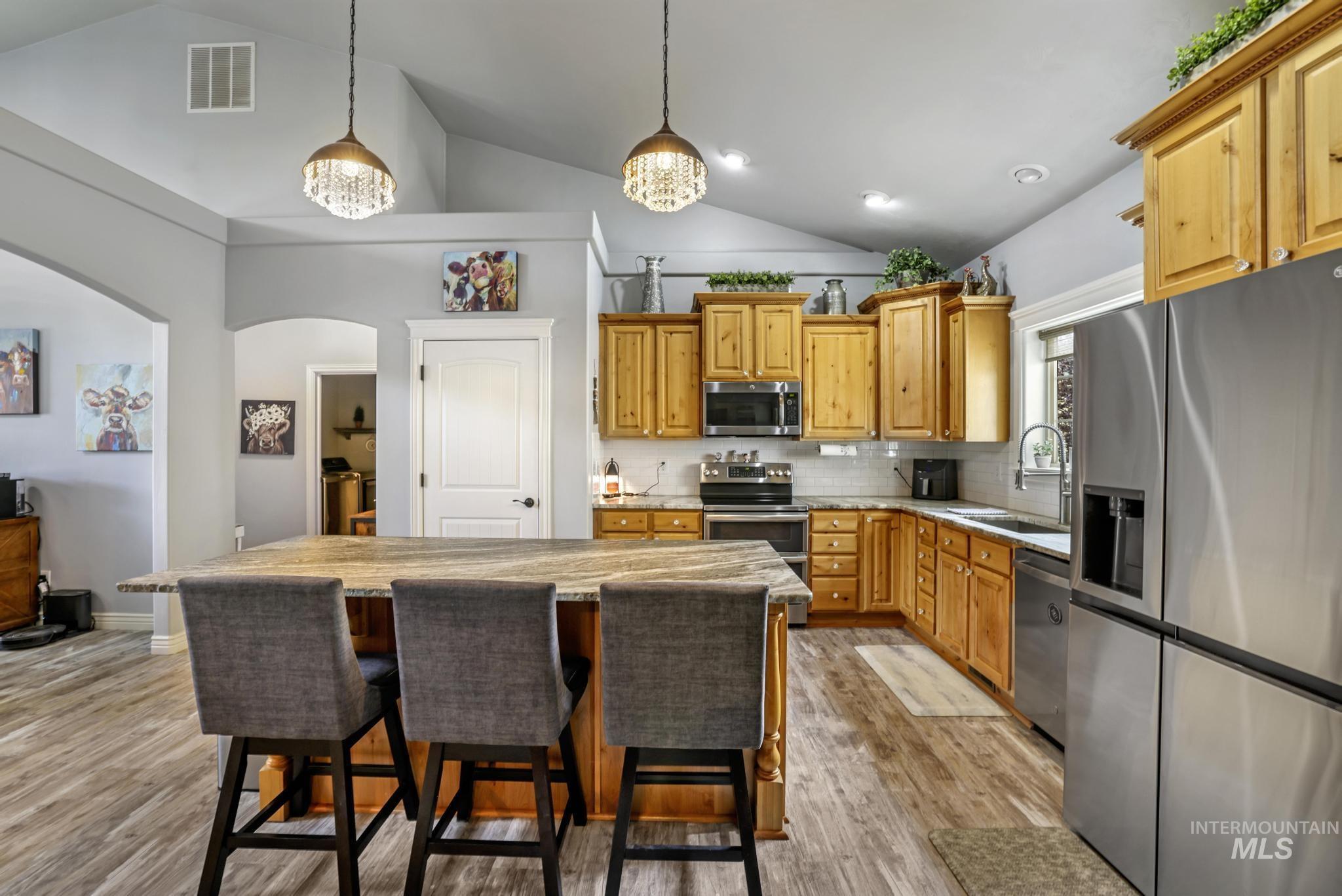 1601 N McKinley, Jerome, Idaho 83338, 4 Bedrooms, 2.5 Bathrooms, Residential For Sale, Price $479,900,MLS 98973917