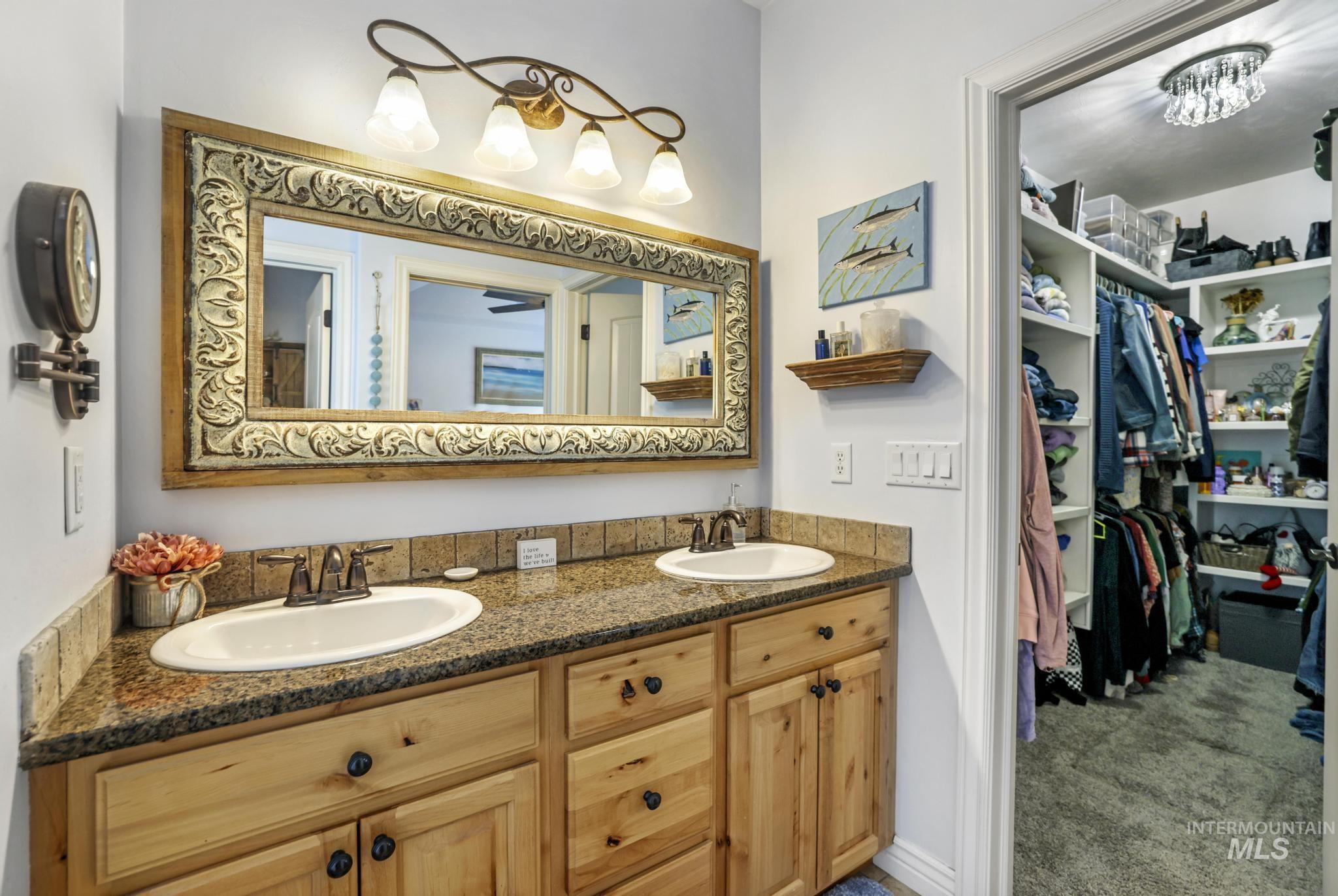 1601 N McKinley, Jerome, Idaho 83338, 4 Bedrooms, 2.5 Bathrooms, Residential For Sale, Price $479,900,MLS 98973917