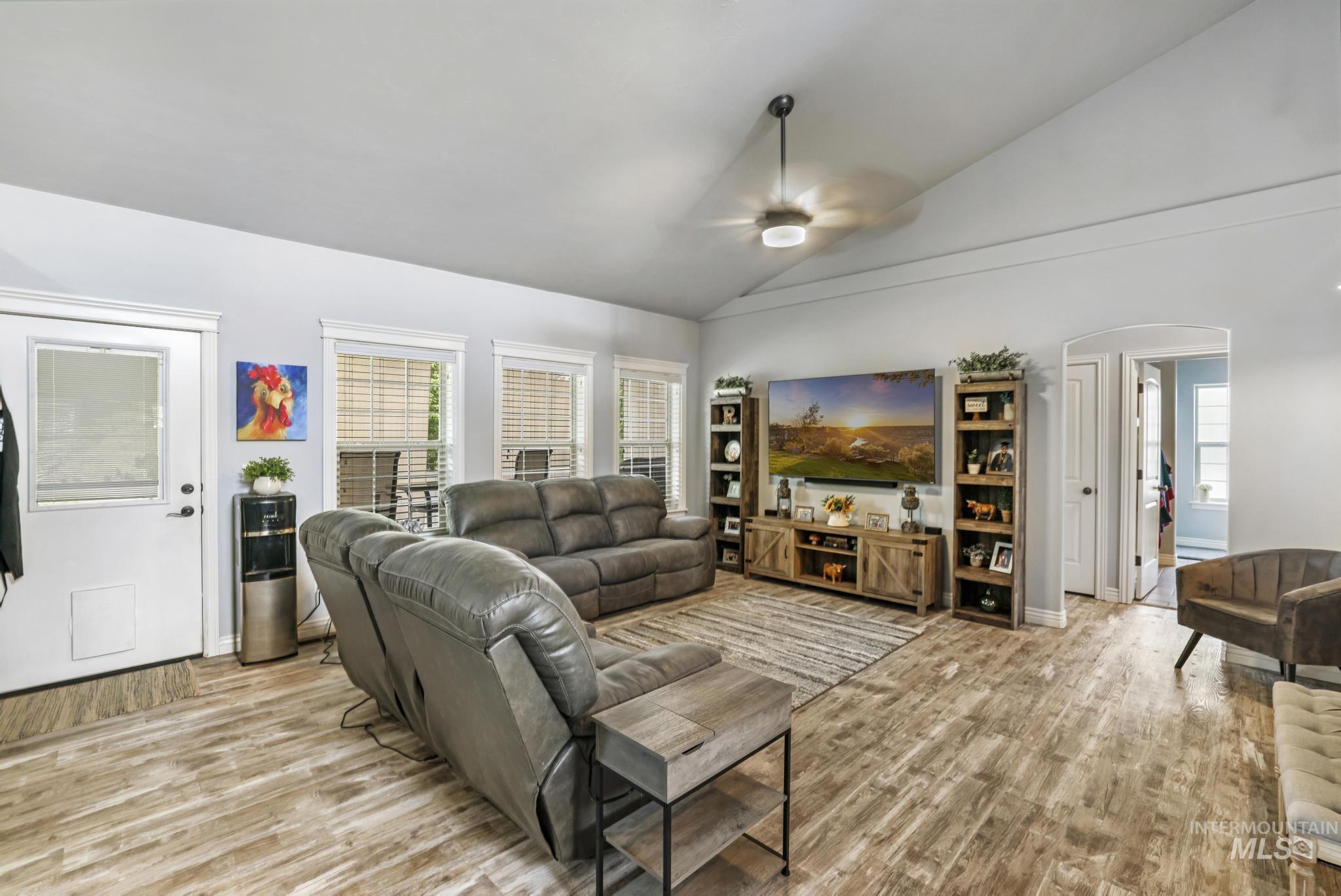 1601 N McKinley, Jerome, Idaho 83338, 4 Bedrooms, 2.5 Bathrooms, Residential For Sale, Price $479,900,MLS 98973917