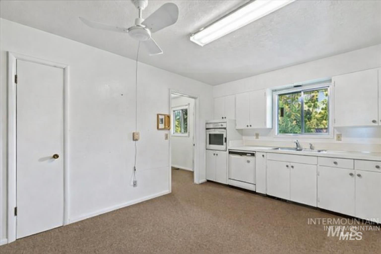 10529 W Stardust Dr, Boise, Idaho 83709, 4 Bedrooms, 3 Bathrooms, Rental For Rent, Price $2,695,MLS 98973918