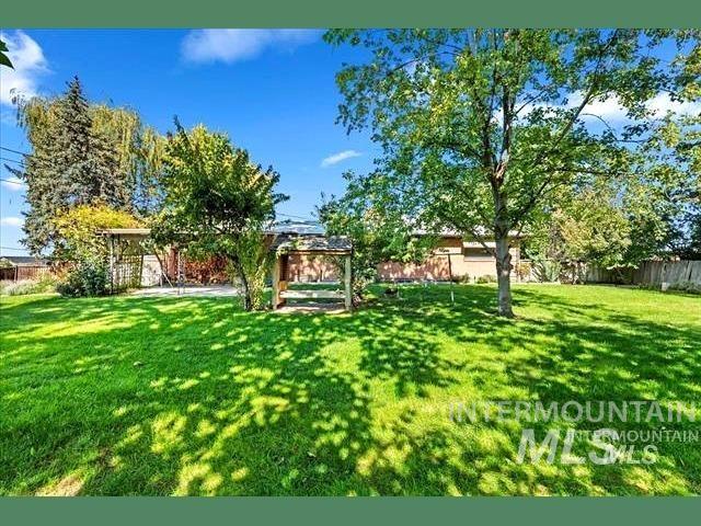 10529 W Stardust Dr, Boise, Idaho 83709, 4 Bedrooms, 3 Bathrooms, Rental For Rent, Price $2,695,MLS 98973918