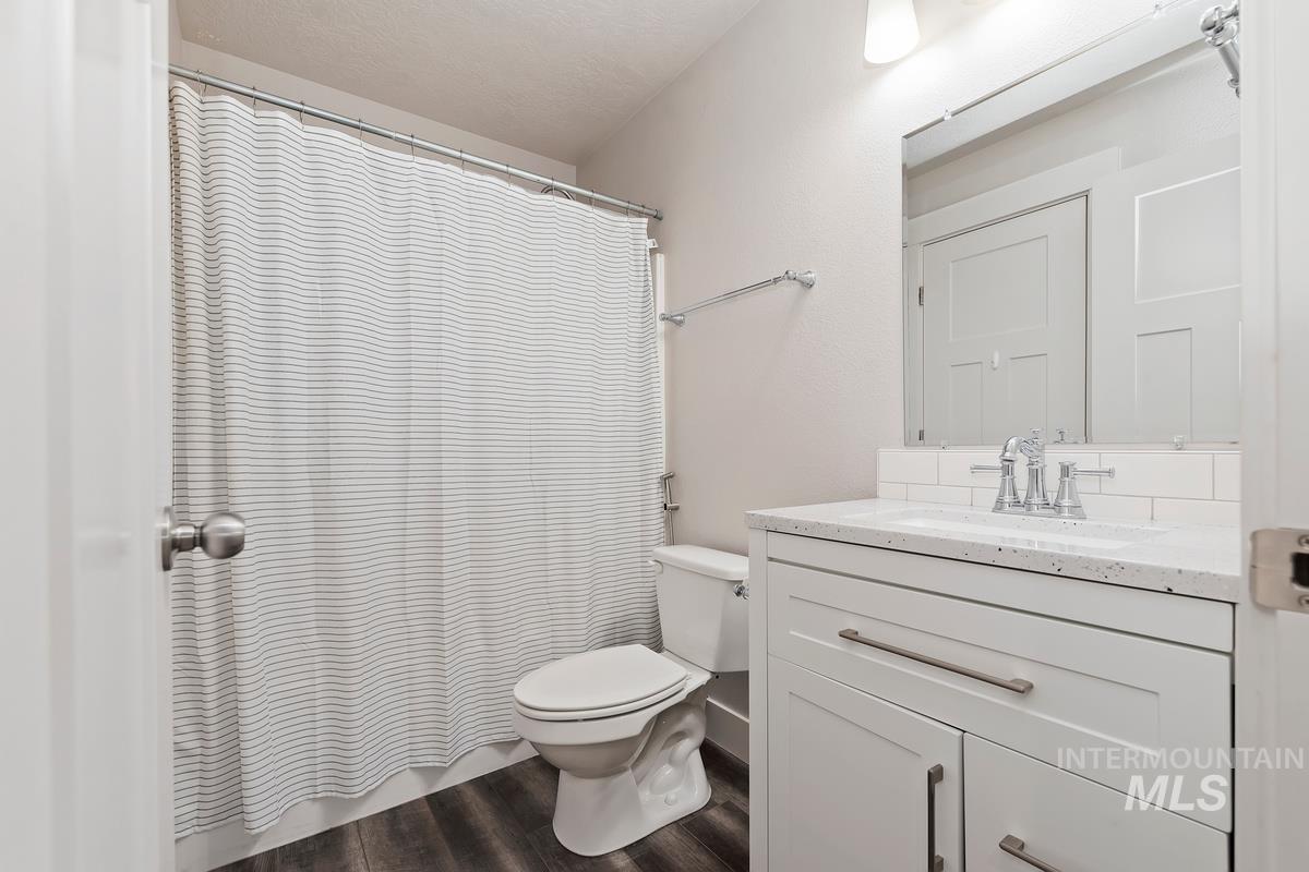 994 Walker Trail, Emmett, Idaho 83617, 5 Bedrooms, 4 Bathrooms, Residential For Sale, Price $1,995,000,MLS 98973920