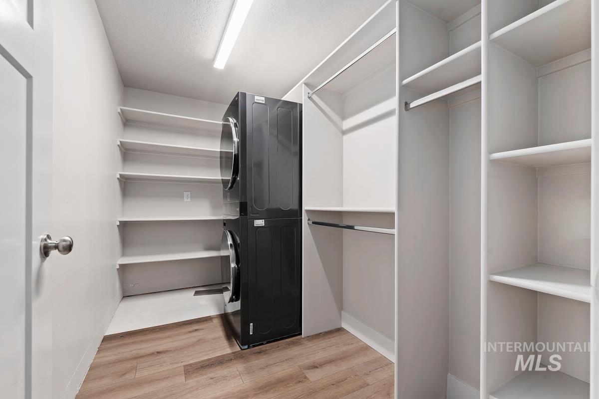 994 Walker Trail, Emmett, Idaho 83617, 5 Bedrooms, 4 Bathrooms, Residential For Sale, Price $1,995,000,MLS 98973920