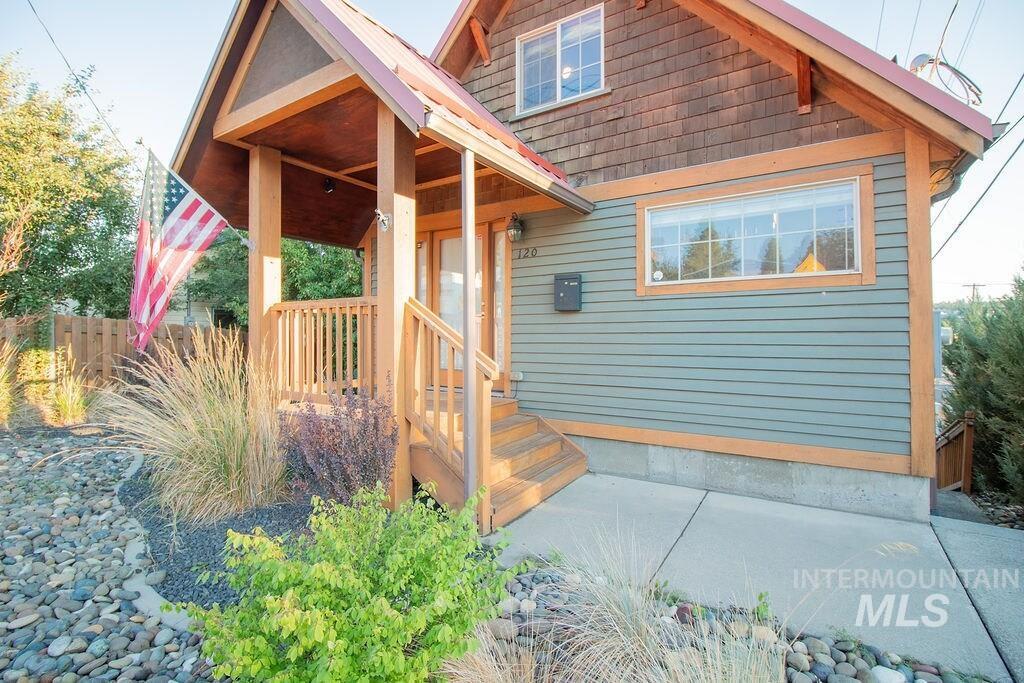 120 N Line St., Moscow, Idaho 83843, Business/Commercial For Sale, Price $689,000,MLS 98973921