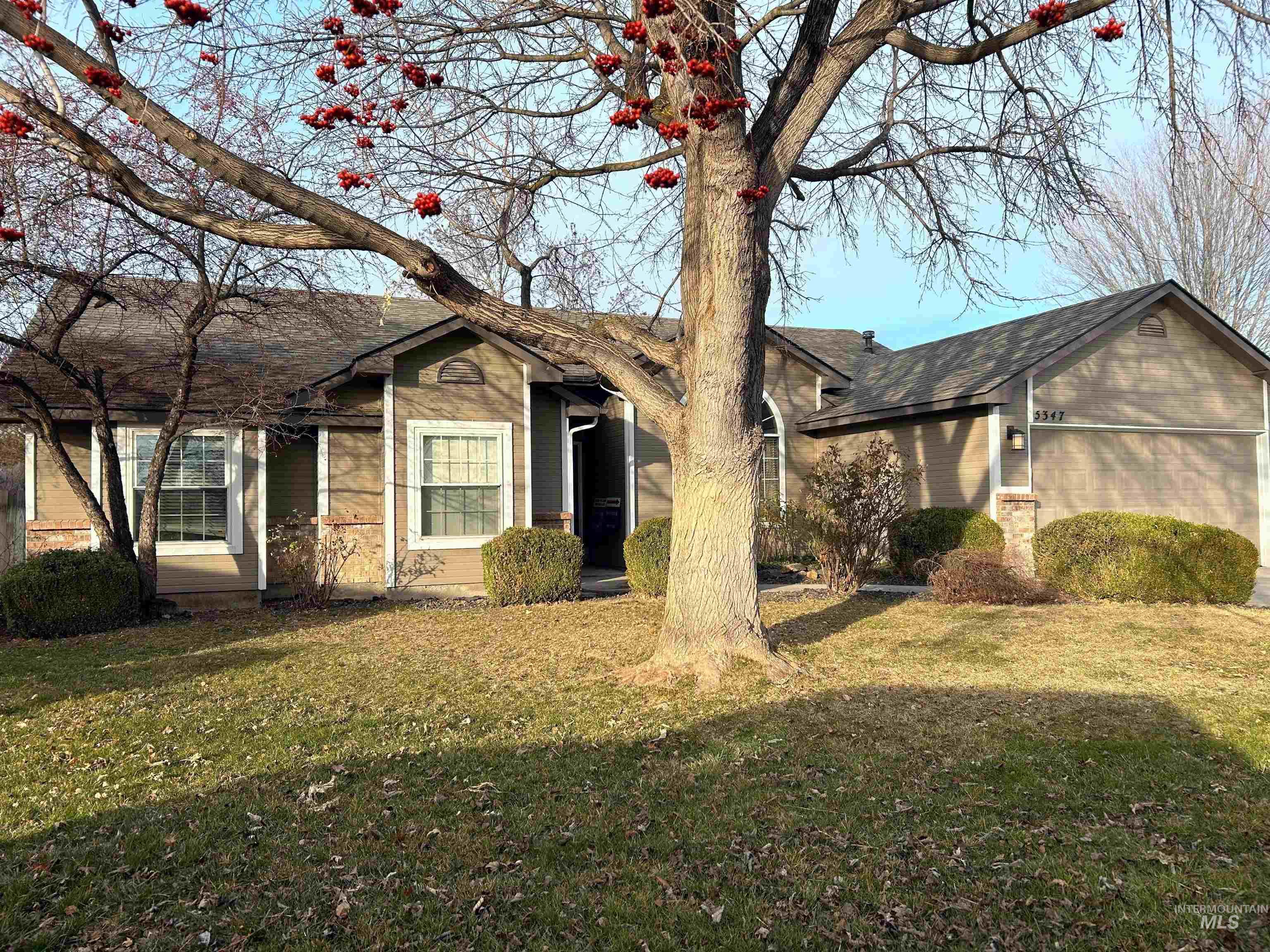 5347 N Black Spruce Place, Boise, Idaho 83713, 3 Bedrooms, 2 Bathrooms, Residential For Sale, Price $485,000,MLS 98973922