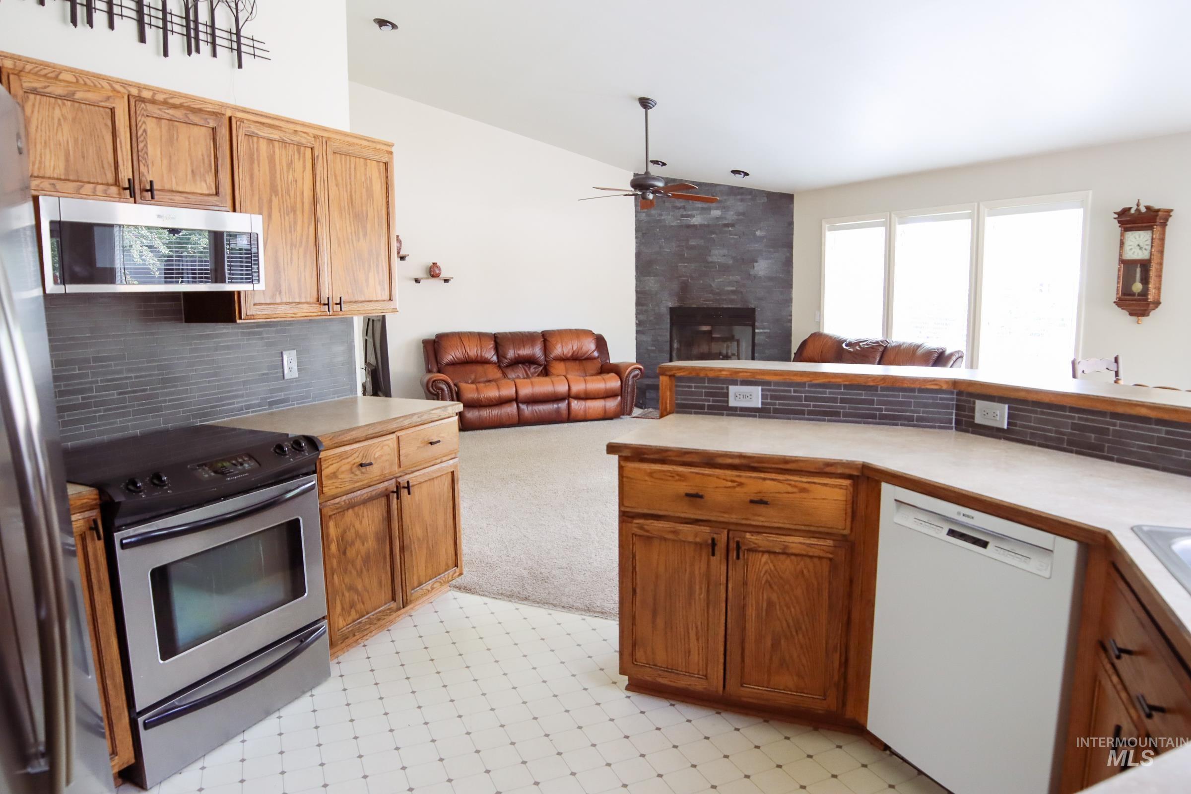 5347 N Black Spruce Place, Boise, Idaho 83713, 3 Bedrooms, 2 Bathrooms, Residential For Sale, Price $485,000,MLS 98973922