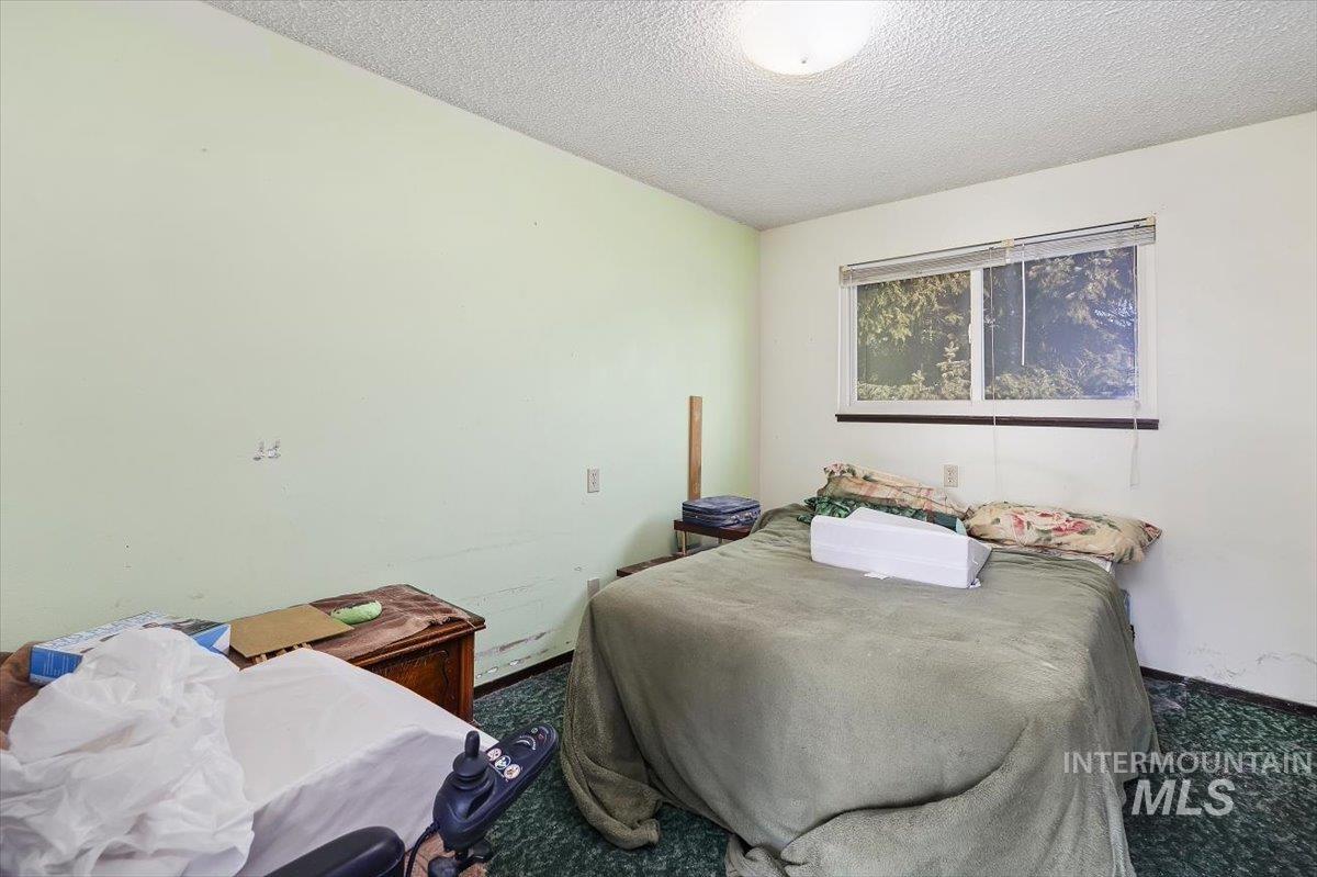 125 Sunset Circle, Buhl, Idaho 83216, 3 Bedrooms, 1.5 Bathrooms, Residential For Sale, Price $160,000,MLS 98973923