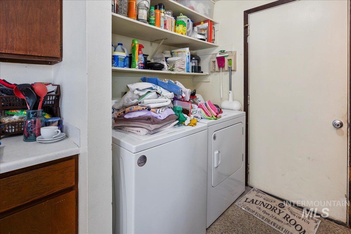 125 Sunset Circle, Buhl, Idaho 83216, 3 Bedrooms, 1.5 Bathrooms, Residential For Sale, Price $160,000,MLS 98973923