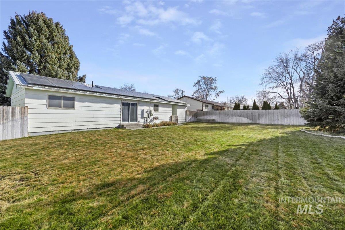 125 Sunset Circle, Buhl, Idaho 83216, 3 Bedrooms, 1.5 Bathrooms, Residential For Sale, Price $160,000,MLS 98973923