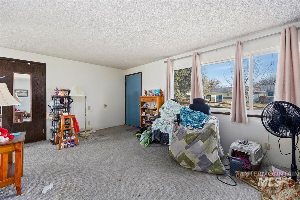 125 Sunset Circle, Buhl, Idaho 83216, 3 Bedrooms, 1.5 Bathrooms, Residential For Sale, Price $160,000,MLS 98973923