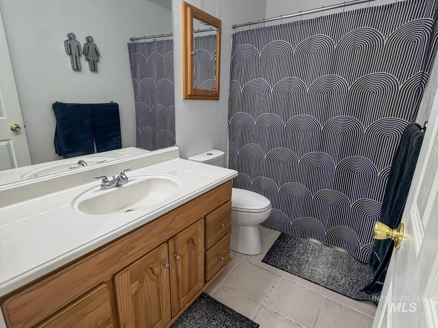 422 Parish Ct., Burley, Idaho 83318, 3 Bedrooms, 2 Bathrooms, Residential For Sale, Price $295,000,MLS 98973925