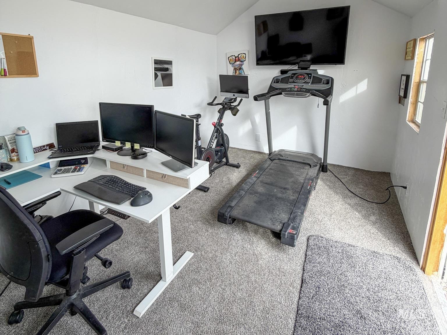 422 Parish Ct., Burley, Idaho 83318, 3 Bedrooms, 2 Bathrooms, Residential For Sale, Price $295,000,MLS 98973925