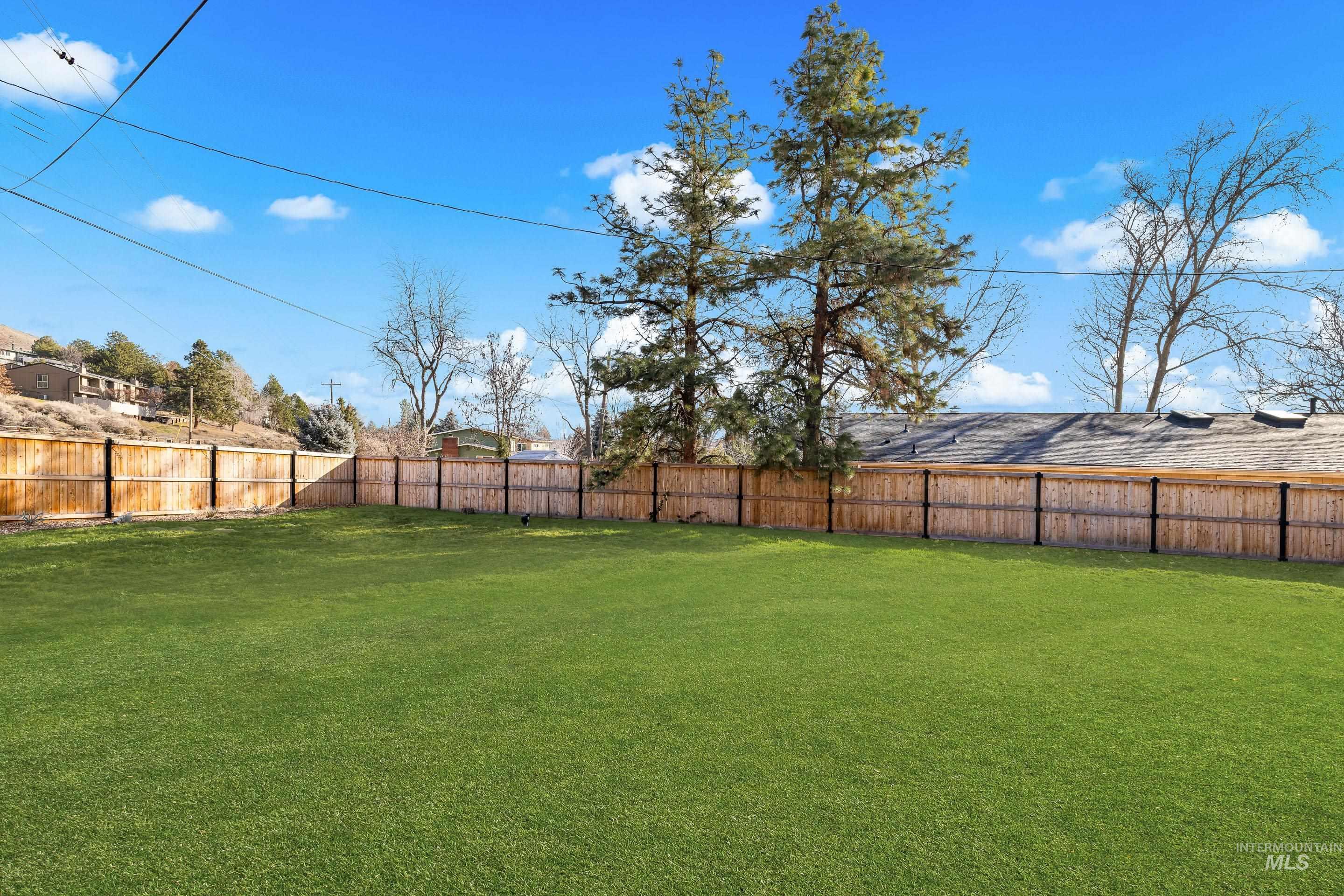 5000 N Collister Dr, Boise, Idaho 83703, 4 Bedrooms, 2.5 Bathrooms, Residential For Sale, Price $579,000,MLS 98973927