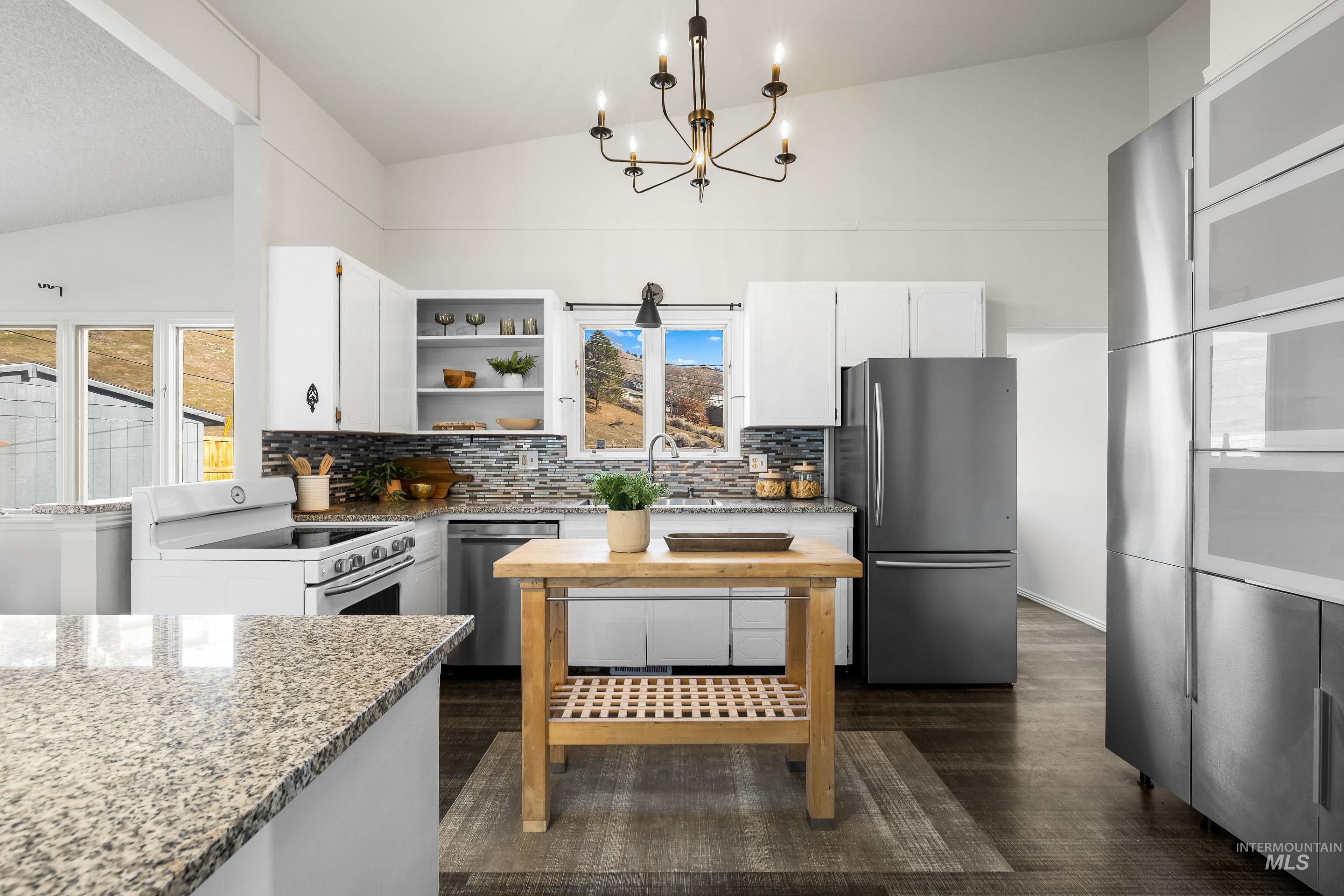 5000 N Collister Dr, Boise, Idaho 83703, 4 Bedrooms, 2.5 Bathrooms, Residential For Sale, Price $579,000,MLS 98973927