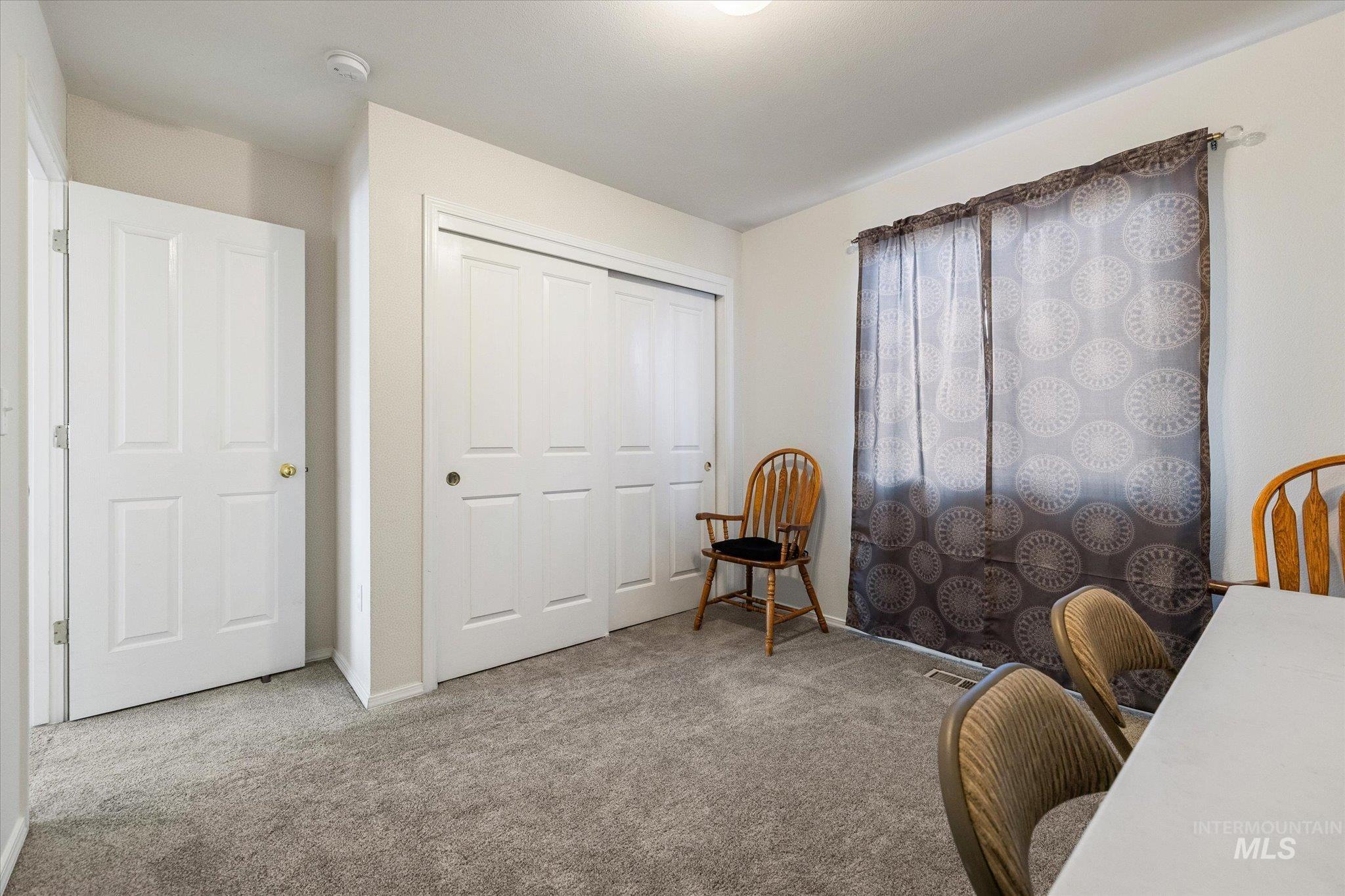 2700 E Iowa Ave, Nampa, Idaho 83686-7184, 3 Bedrooms, 2 Bathrooms, Residential For Sale, Price $359,000,MLS 98973929