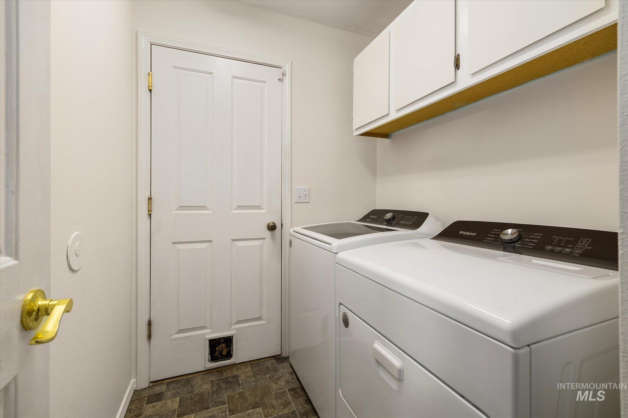 2700 E Iowa Ave, Nampa, Idaho 83686-7184, 3 Bedrooms, 2 Bathrooms, Residential For Sale, Price $359,000,MLS 98973929