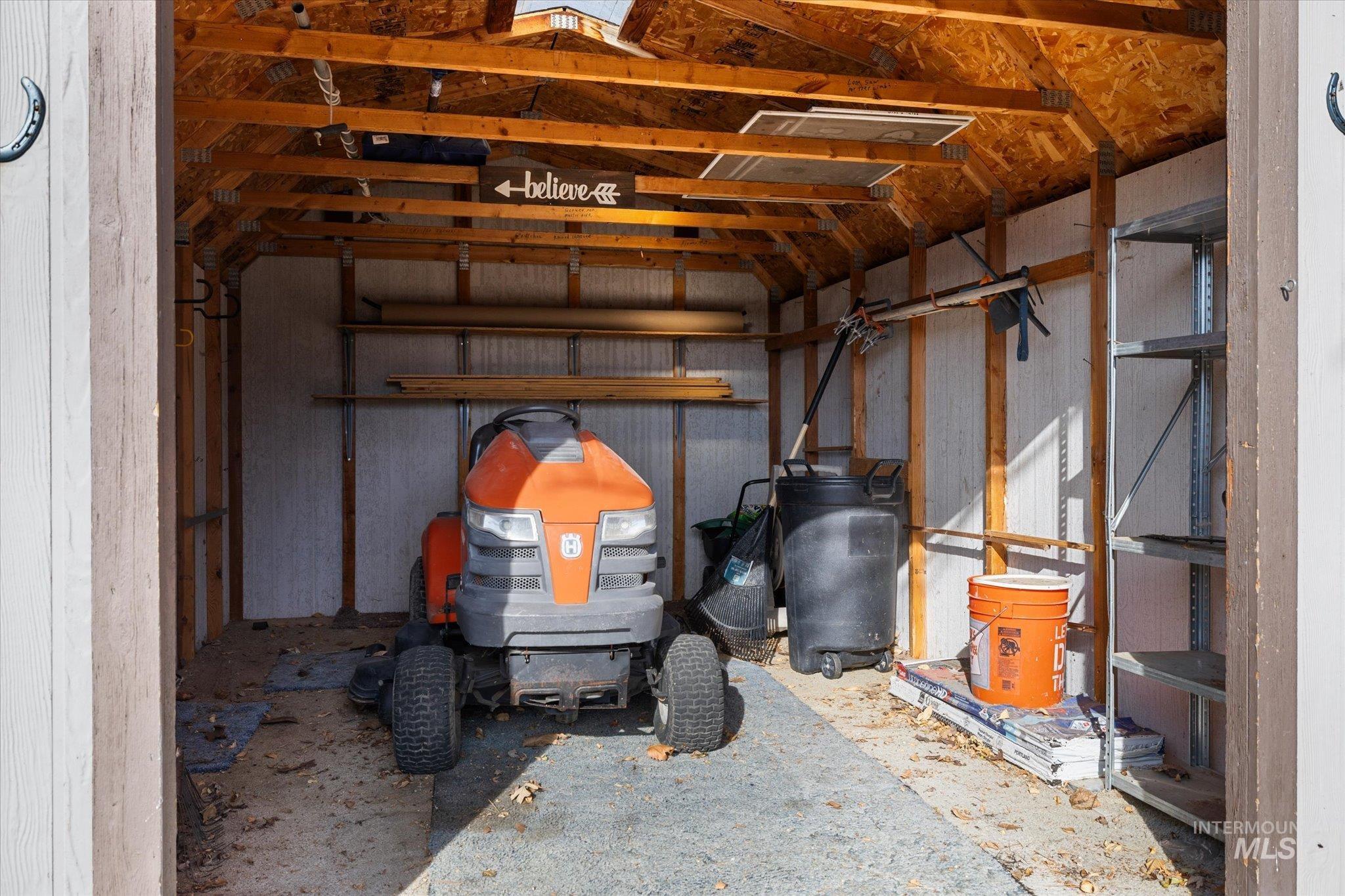 2700 E Iowa Ave, Nampa, Idaho 83686-7184, 3 Bedrooms, 2 Bathrooms, Residential For Sale, Price $359,000,MLS 98973929