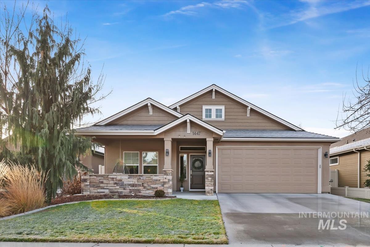 1447 W Arch Rock St, Meridian, Idaho 83646, 3 Bedrooms, 2 Bathrooms, Residential For Sale, Price $488,850,MLS 98973930