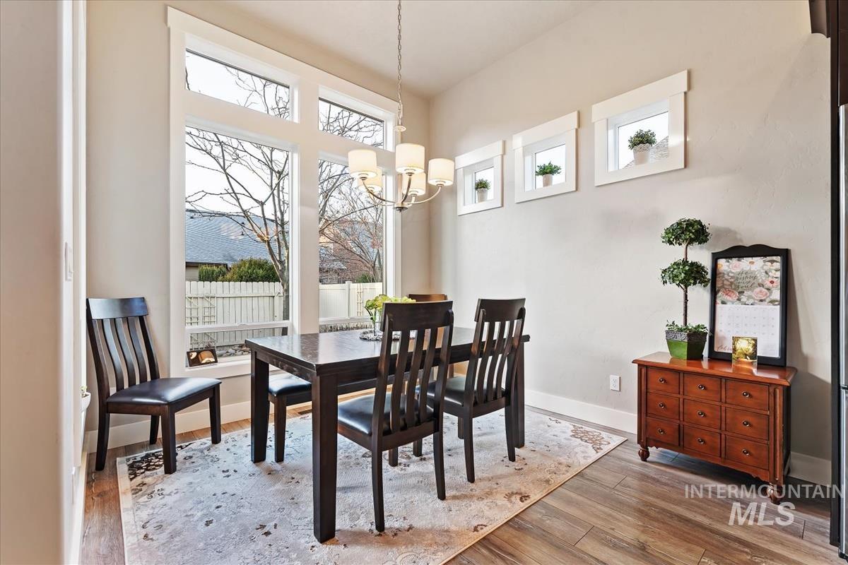 1447 W Arch Rock St, Meridian, Idaho 83646, 3 Bedrooms, 2 Bathrooms, Residential For Sale, Price $488,850,MLS 98973930