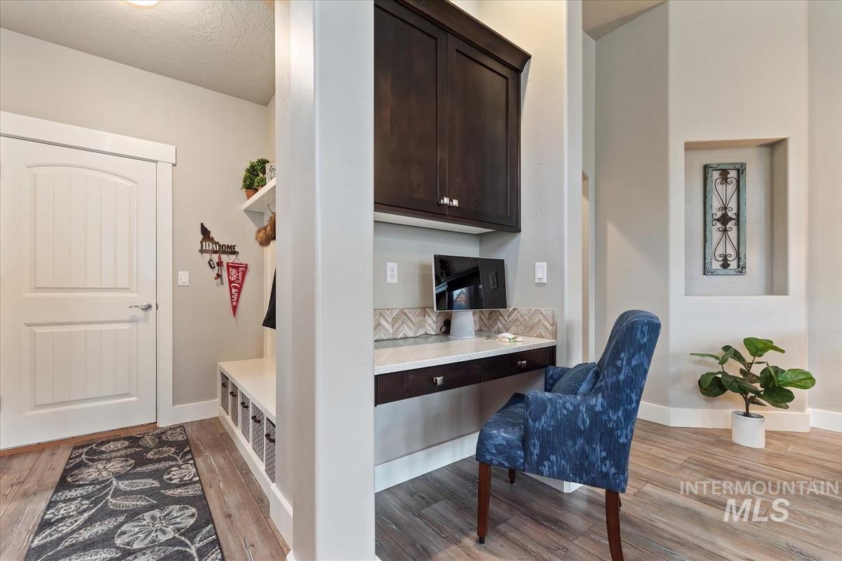 1447 W Arch Rock St, Meridian, Idaho 83646, 3 Bedrooms, 2 Bathrooms, Residential For Sale, Price $488,850,MLS 98973930