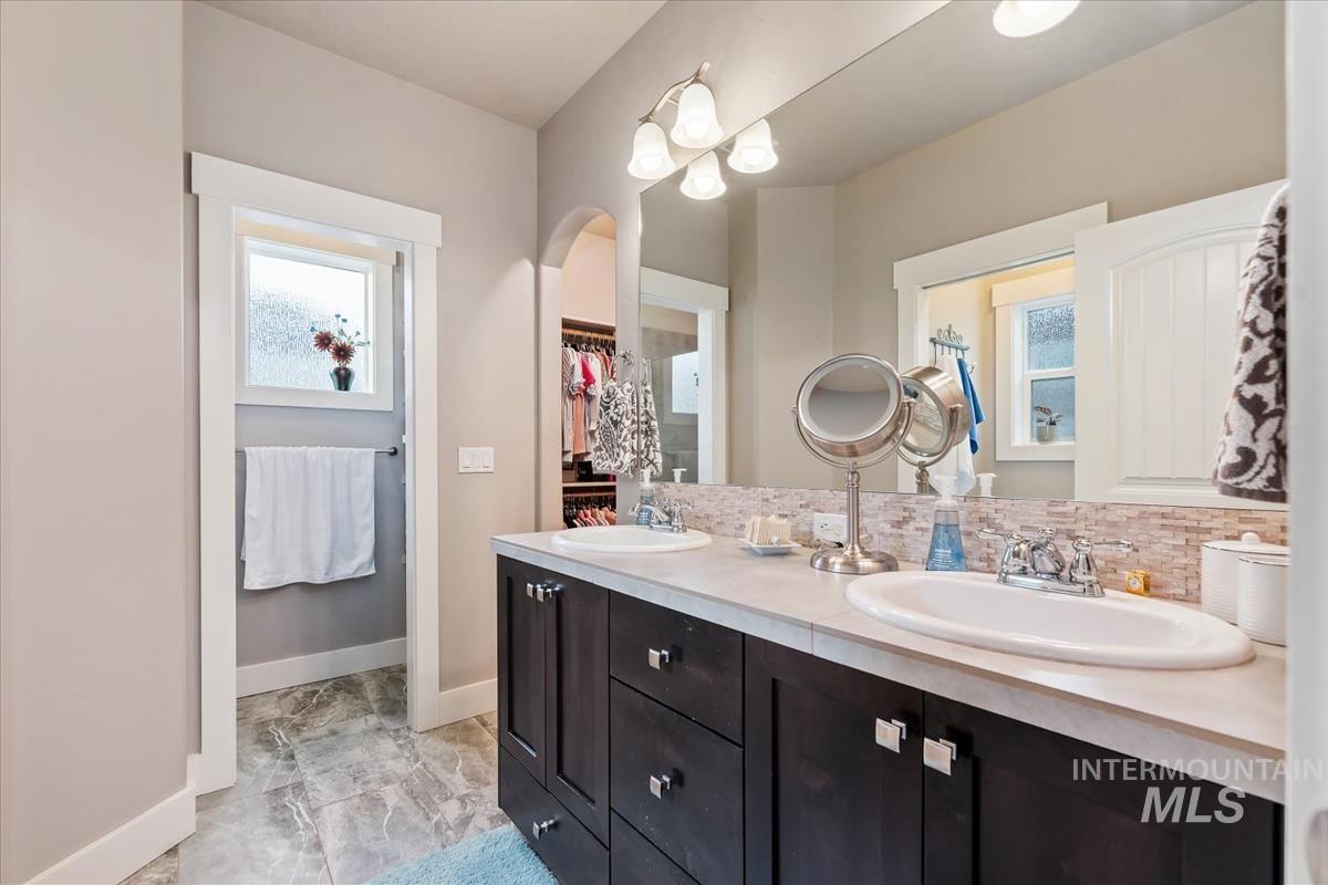 1447 W Arch Rock St, Meridian, Idaho 83646, 3 Bedrooms, 2 Bathrooms, Residential For Sale, Price $488,850,MLS 98973930