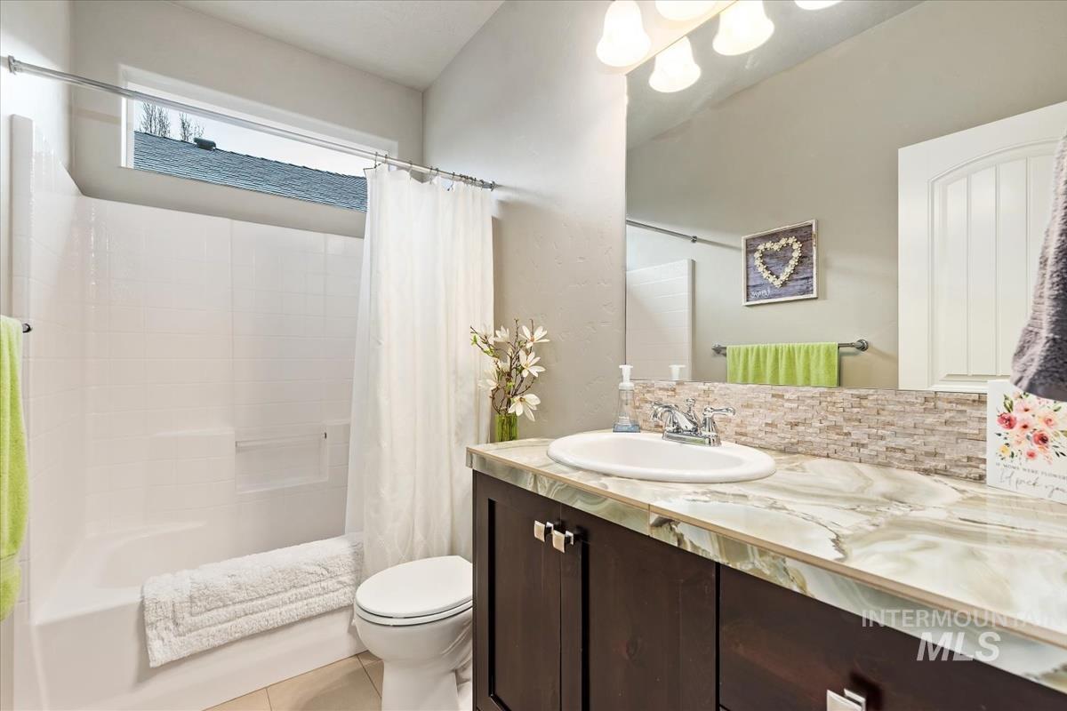 1447 W Arch Rock St, Meridian, Idaho 83646, 3 Bedrooms, 2 Bathrooms, Residential For Sale, Price $488,850,MLS 98973930