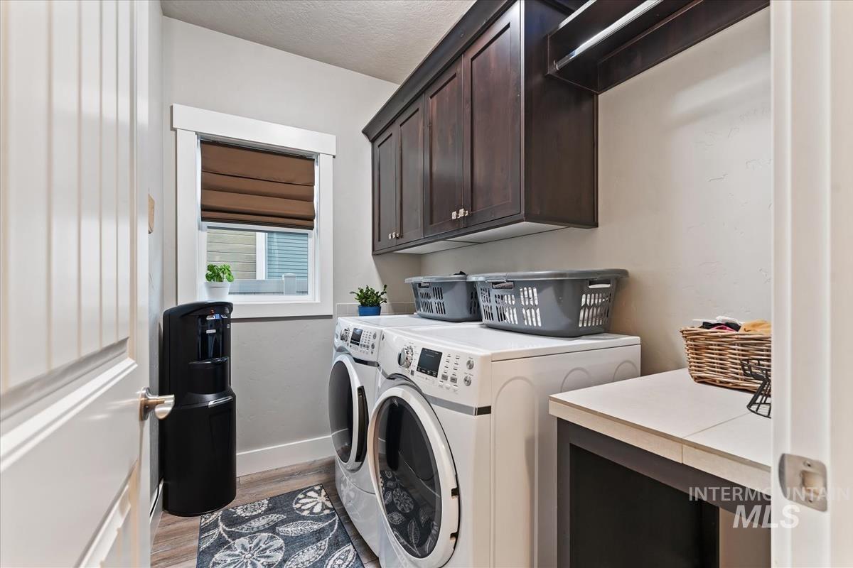 1447 W Arch Rock St, Meridian, Idaho 83646, 3 Bedrooms, 2 Bathrooms, Residential For Sale, Price $488,850,MLS 98973930