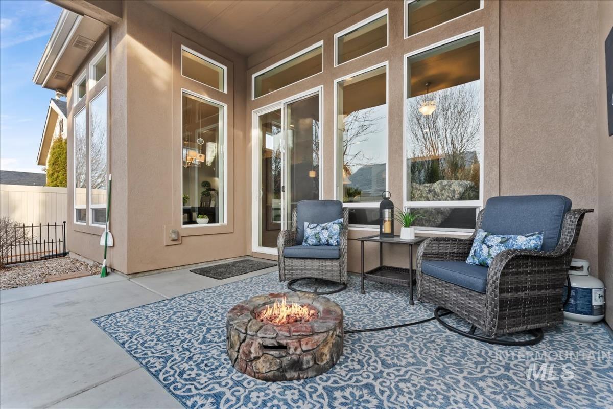 1447 W Arch Rock St, Meridian, Idaho 83646, 3 Bedrooms, 2 Bathrooms, Residential For Sale, Price $488,850,MLS 98973930