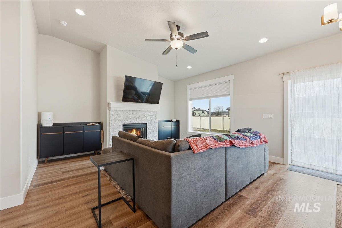 305 Tiffany Rose Way, Wilder, Idaho 83676, 4 Bedrooms, 2 Bathrooms, Residential For Sale, Price $419,990, 98973935