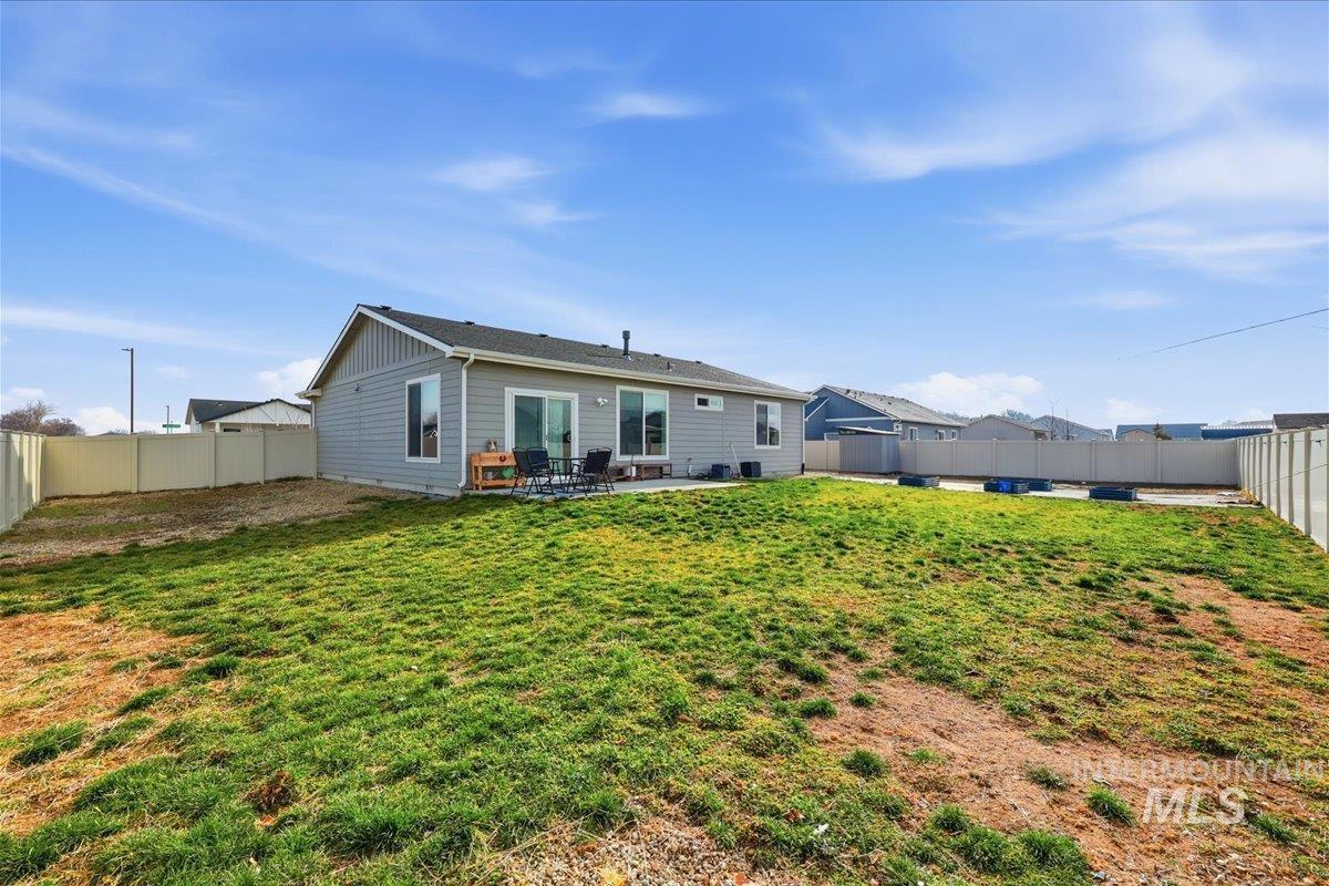 305 Tiffany Rose Way, Wilder, Idaho 83676, 4 Bedrooms, 2 Bathrooms, Residential For Sale, Price $419,990, 98973935