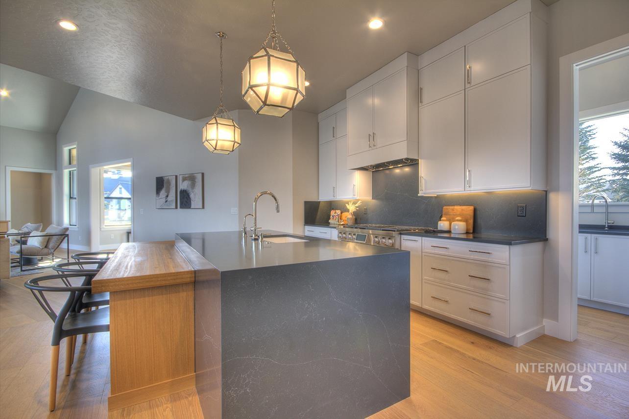 555 Century Ave, Middleton, Idaho 83644, 4 Bedrooms, 3.5 Bathrooms, Residential For Sale, Price $1,530,000,MLS 98973936