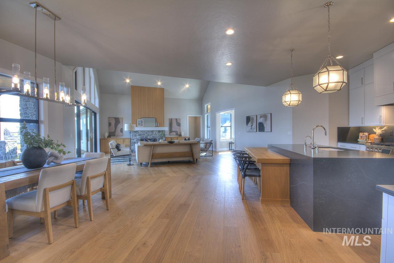 555 Century Ave, Middleton, Idaho 83644, 4 Bedrooms, 3.5 Bathrooms, Residential For Sale, Price $1,530,000,MLS 98973936