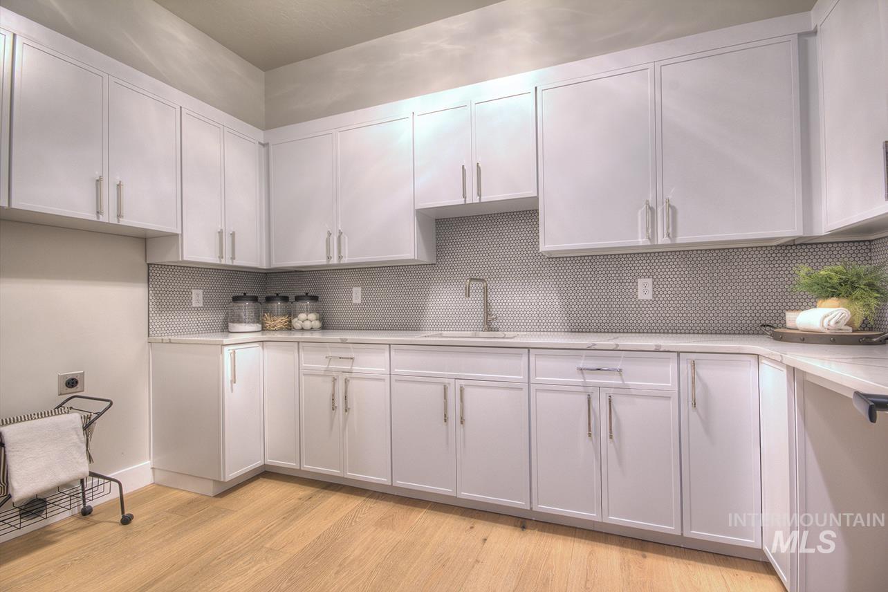 555 Century Ave, Middleton, Idaho 83644, 4 Bedrooms, 3.5 Bathrooms, Residential For Sale, Price $1,530,000,MLS 98973936