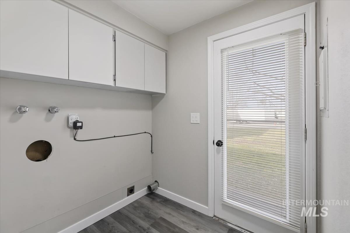 815 Ayers Ave, Fruitland, Idaho 83619, 3 Bedrooms, 1 Bathroom, Residential For Sale, Price $299,900,MLS 98973938