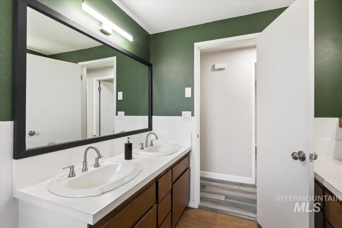 815 Ayers Ave, Fruitland, Idaho 83619, 3 Bedrooms, 1 Bathroom, Residential For Sale, Price $299,900,MLS 98973938