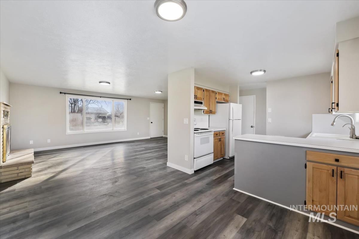 815 Ayers Ave, Fruitland, Idaho 83619, 3 Bedrooms, 1 Bathroom, Residential For Sale, Price $299,900,MLS 98973938