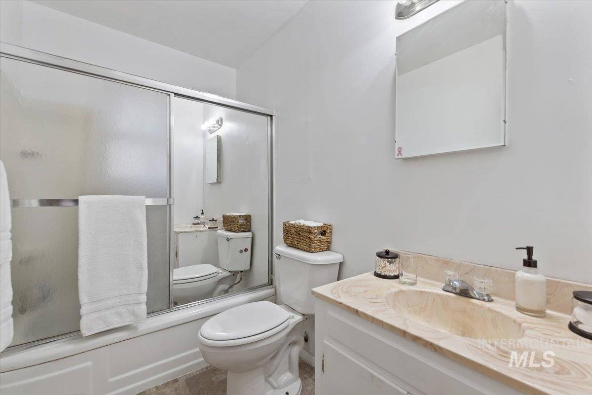 916 E Liberty Street, Weiser, Idaho 83672, 2 Bedrooms, 1 Bathroom, Residential For Sale, Price $249,999,MLS 98973940