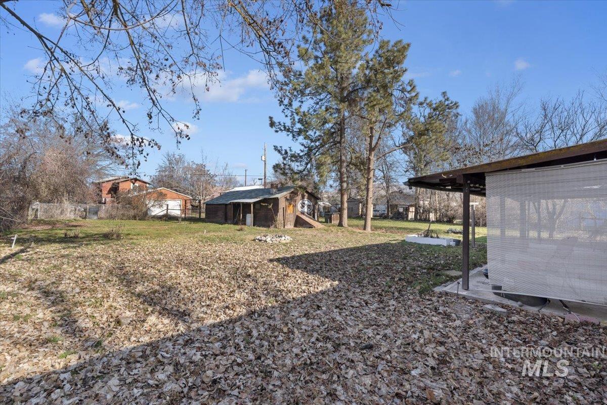 916 E Liberty Street, Weiser, Idaho 83672, 2 Bedrooms, 1 Bathroom, Residential For Sale, Price $249,999,MLS 98973940