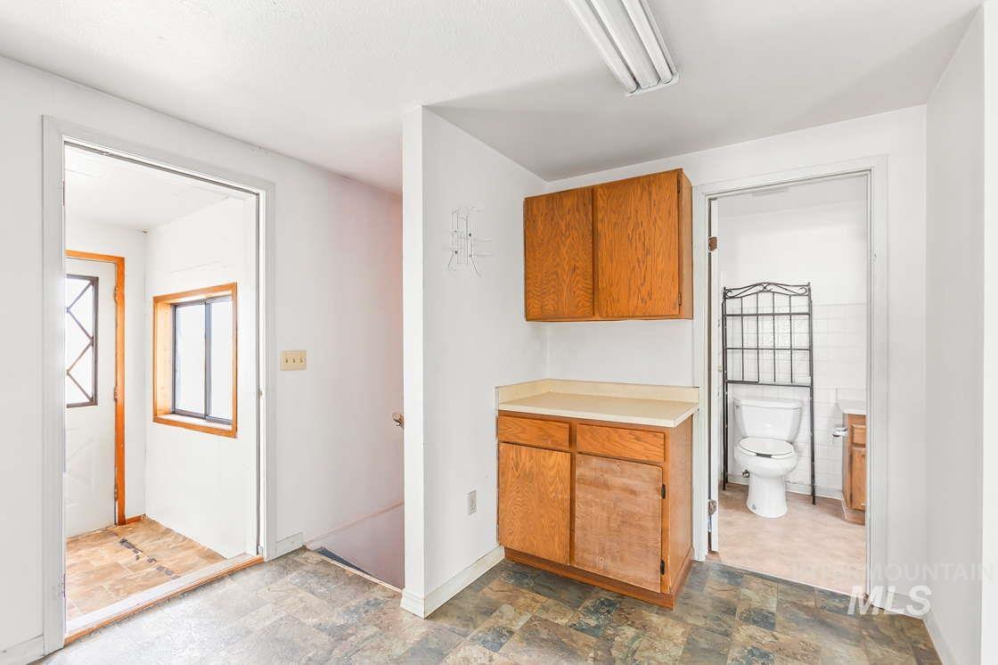 255 Three Bear Road, Kendrick, Idaho 83537, 4 Bedrooms, 3 Bathrooms, Residential For Sale, Price $296,000,MLS 98973941