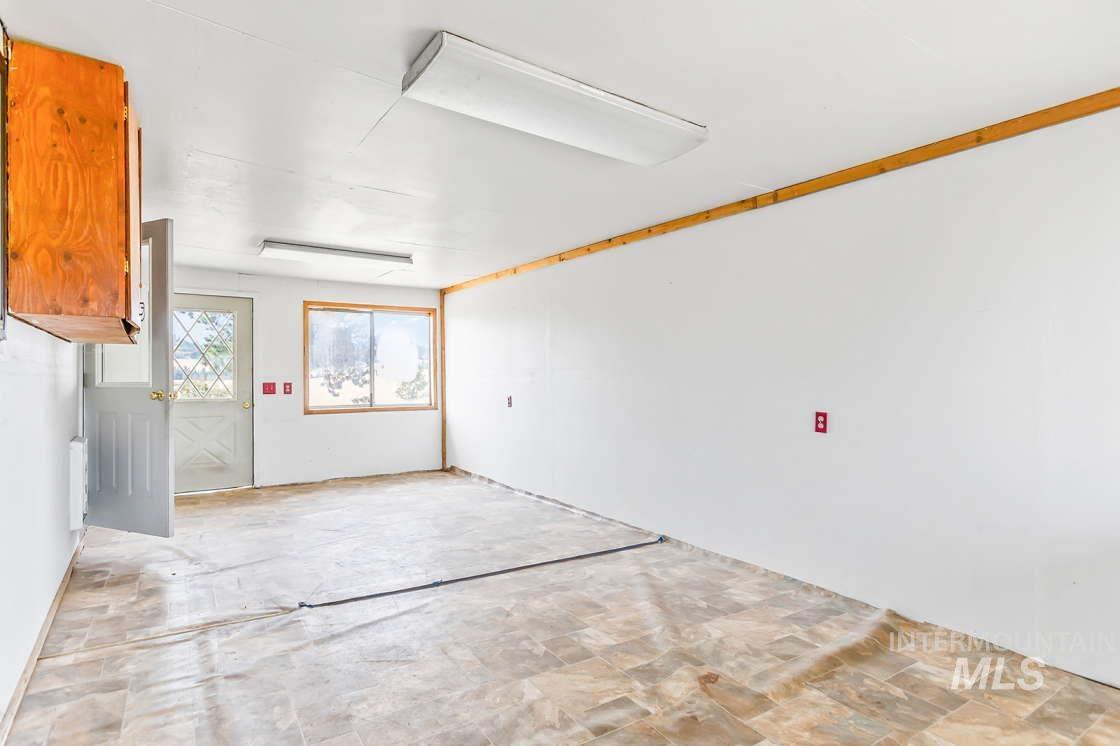 255 Three Bear Road, Kendrick, Idaho 83537, 4 Bedrooms, 3 Bathrooms, Residential For Sale, Price $296,000,MLS 98973941