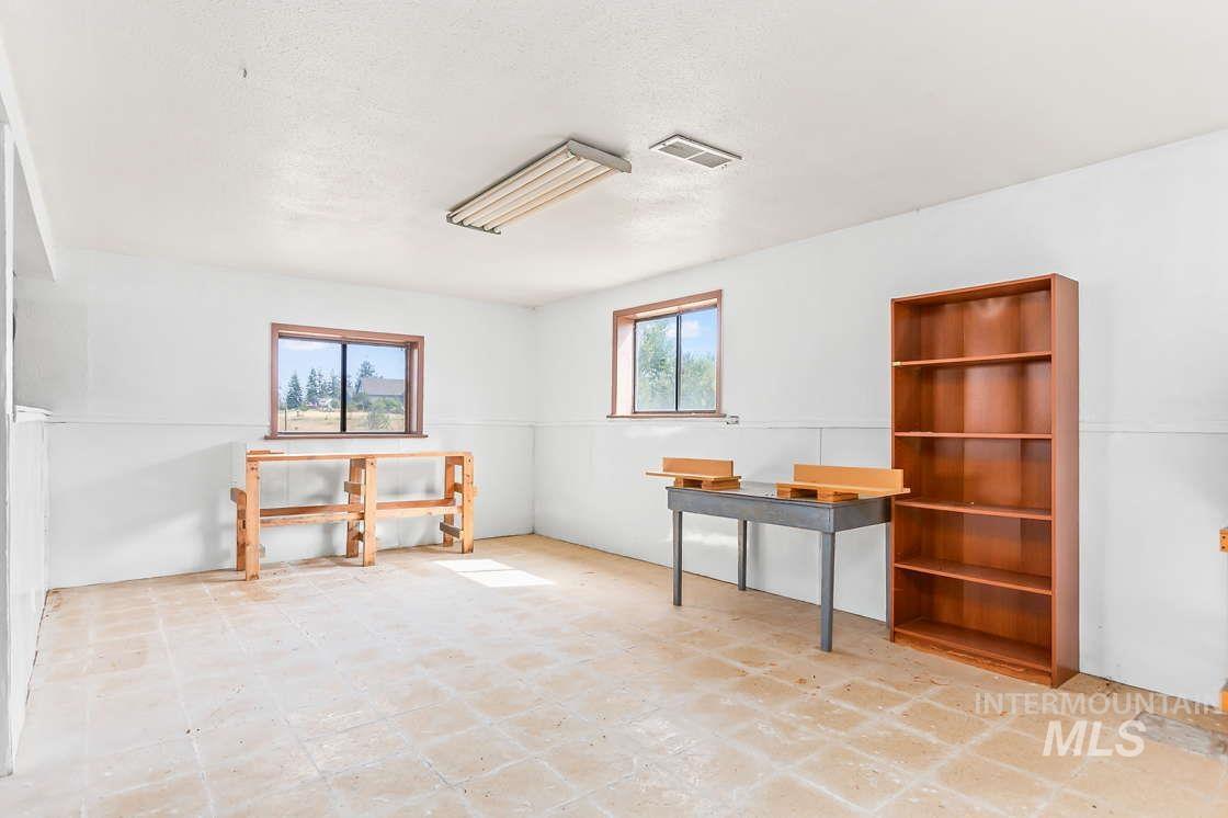 255 Three Bear Road, Kendrick, Idaho 83537, 4 Bedrooms, 3 Bathrooms, Residential For Sale, Price $296,000,MLS 98973941