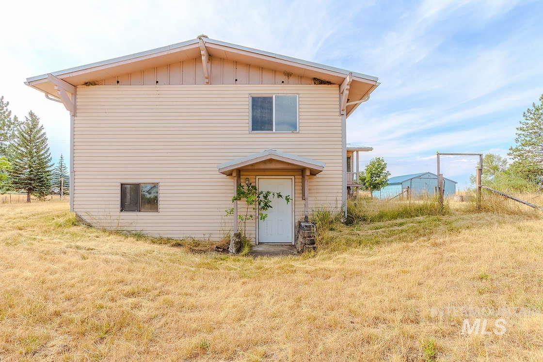 255 Three Bear Road, Kendrick, Idaho 83537, 4 Bedrooms, 3 Bathrooms, Residential For Sale, Price $296,000,MLS 98973941