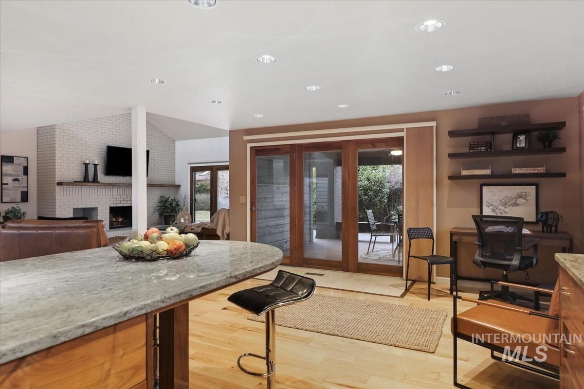 1945 S Creekside Ln, Boise, Idaho 83706, 3 Bedrooms, 2 Bathrooms, Residential For Sale, Price $1,050,000,MLS 98973942