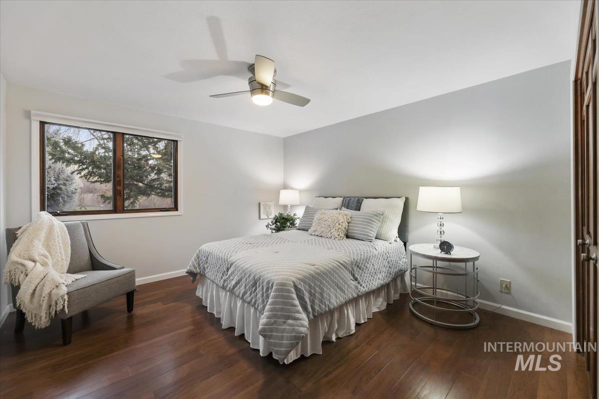 1945 S Creekside Ln, Boise, Idaho 83706, 3 Bedrooms, 2 Bathrooms, Residential For Sale, Price $1,050,000,MLS 98973942