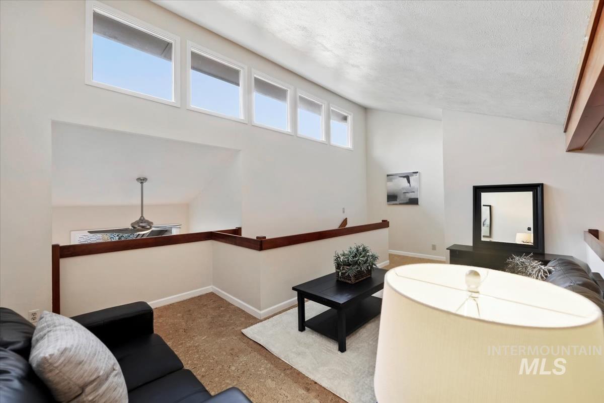 1945 S Creekside Ln, Boise, Idaho 83706, 3 Bedrooms, 2 Bathrooms, Residential For Sale, Price $1,050,000,MLS 98973942