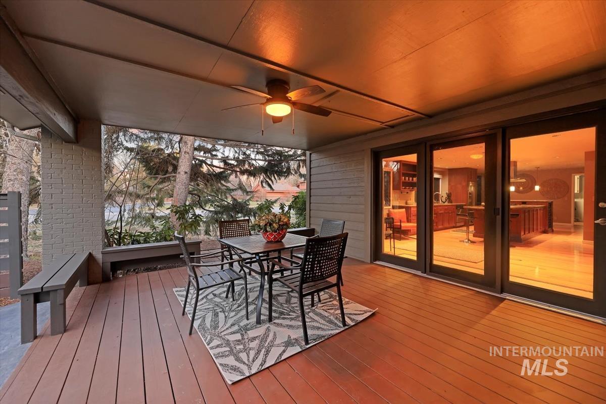 1945 S Creekside Ln, Boise, Idaho 83706, 3 Bedrooms, 2 Bathrooms, Residential For Sale, Price $1,050,000,MLS 98973942